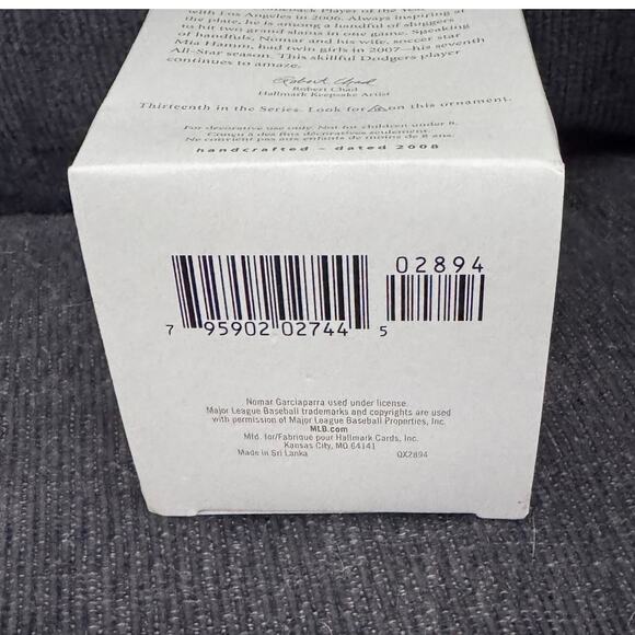 Hallmark MLB Nomar Garciaparra LA Dodgers At The Ballpark Ornament Vtg - Picture 6 of 9